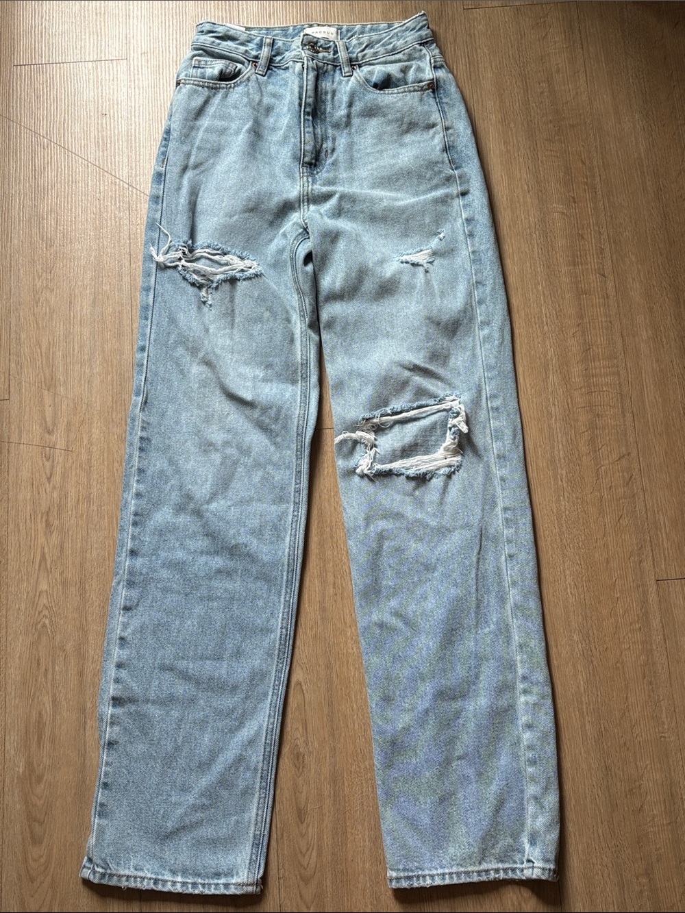 Vintage Pacific Sunwear Light Blue Distressed Relaxed Jeans